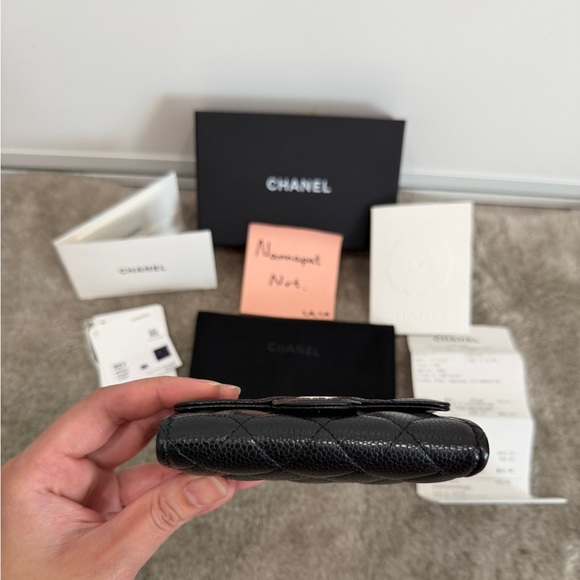 Chanel Classic Card Holder - Picture 4 of 16